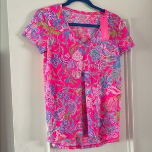 Lilly Pulitzer pink tshirt